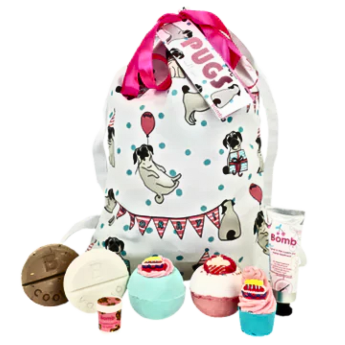 Pugs & Kisses Wash Bag Gift Pack