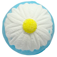 Daisy Chain Vegan Bath bomb RAW