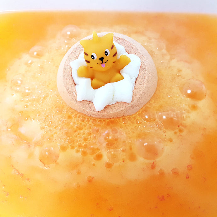 Meow for Now Toy Bath bomb