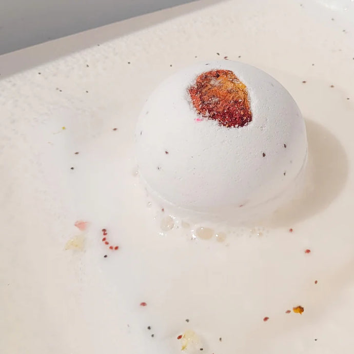 Sweet Strawberry Vegan Raw bath bomb