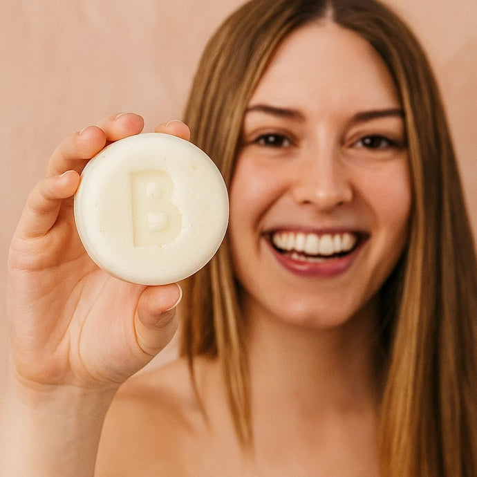 On Sleek Solid Conditioner bar