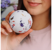 Field of Lilac Vegan RAW Bath bomb