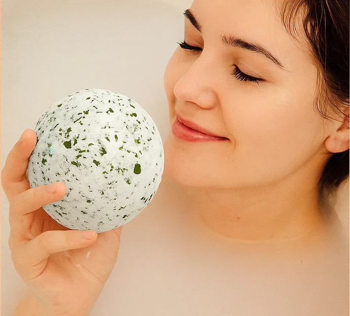 CB Dream Bomb Vegan Bath bomb Raw