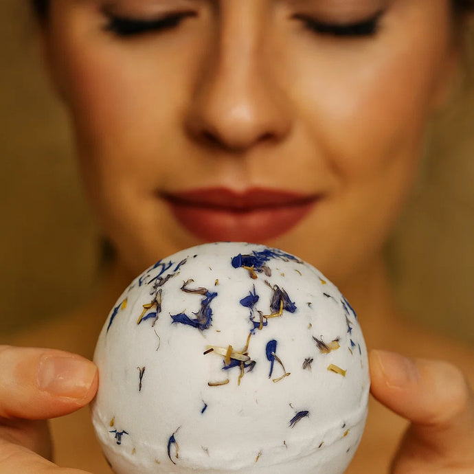 Cornflower Vegan Bath bomb Raw