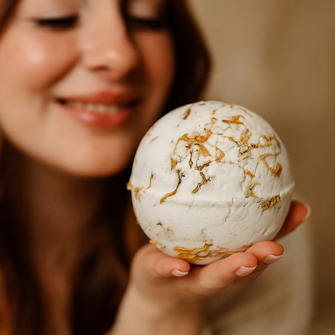Marigold vegan RAW bath bomb