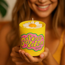 Stay Golden Flower Piped Glass Candle